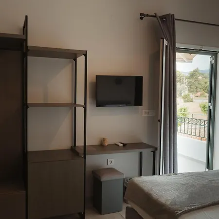 Limanaki 3* Argostoli (Kefalonia)