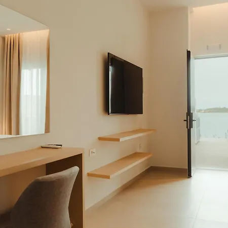 里玛纳奇酒店 阿尔戈斯托利翁