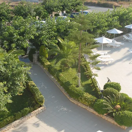 里玛纳奇酒店 3* 阿尔戈斯托利翁